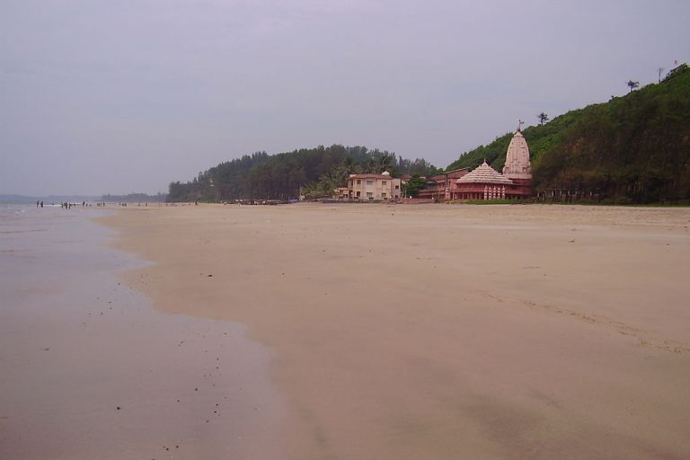 A backpackers guide to Ganpatipule Ratnagiri