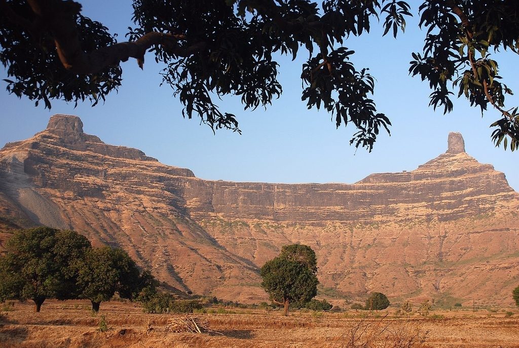 mangi tungi trek from mumbai