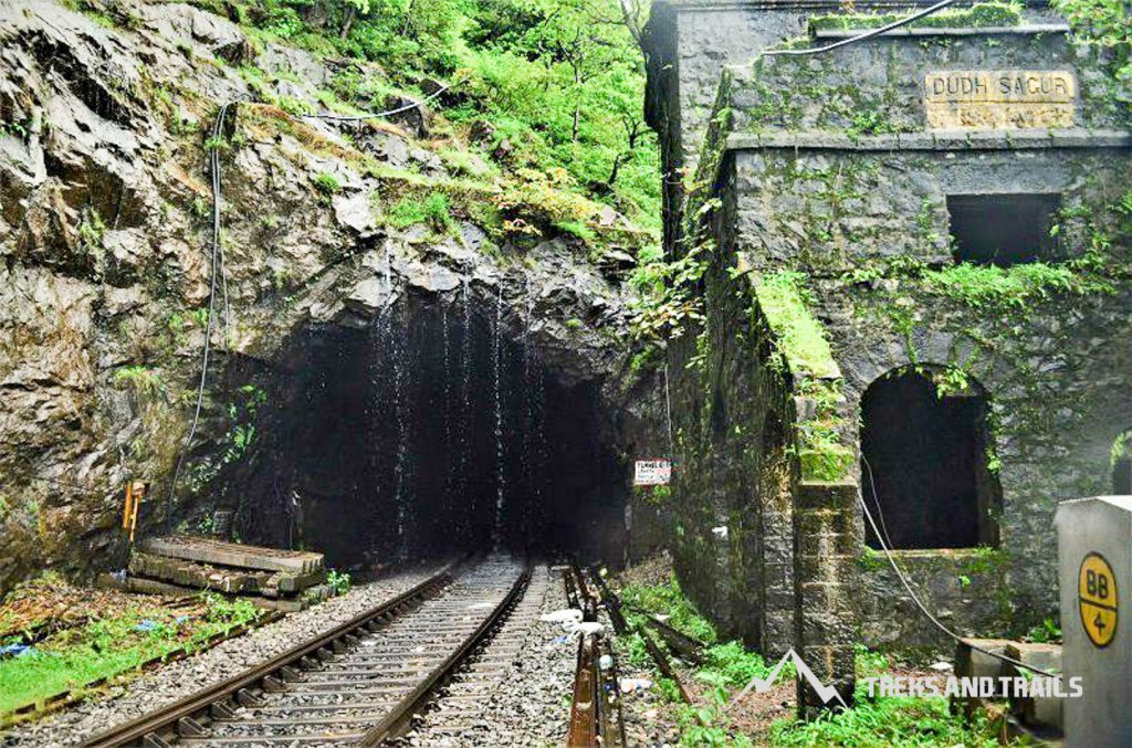 Dudhsagar-Waterfall-Trek-Tunnel
