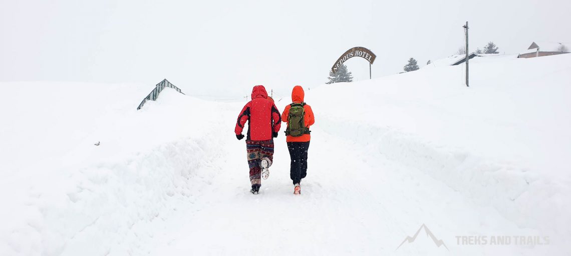 Budget Skiing Trip in Kashmir