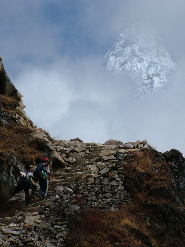 the-himalayas-Ama-Dablam 