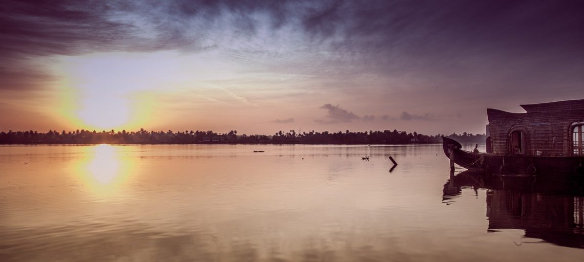 Honeymoon places in Kerala