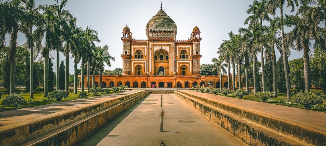 Essential Budget Tips to Explore Delhi without Breaking the Bank
