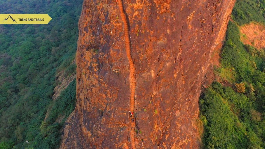 Harihar Fort Trek - Tour