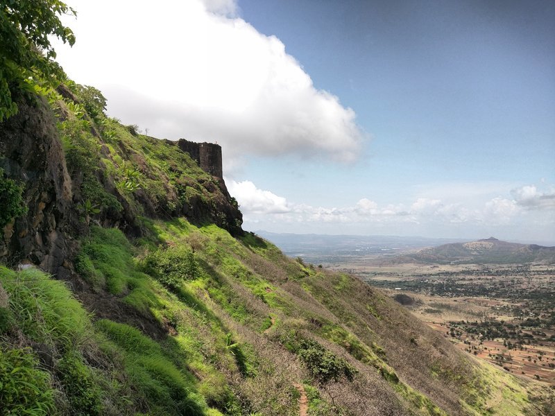 Trek to Rohida Fort