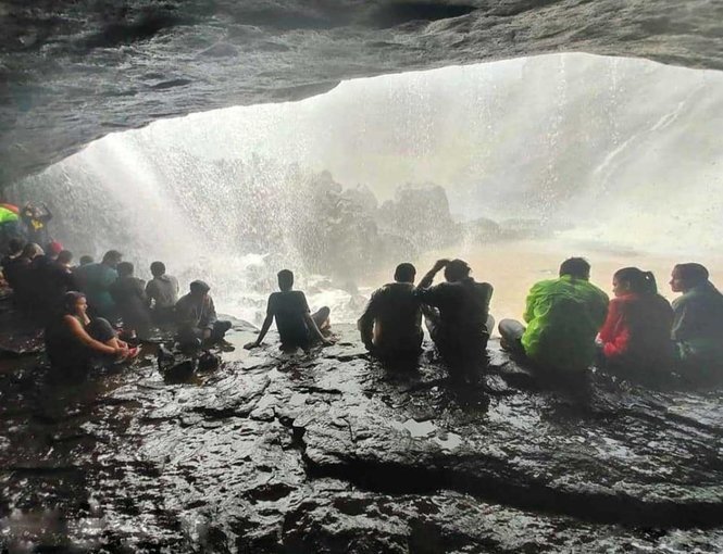 Kataldhar Waterfall Rappelling