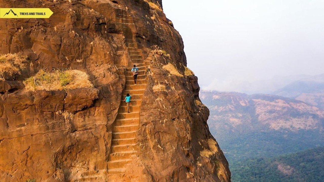 Kalavantin Durg Trek from Pune - Tour