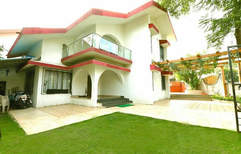 Lonavala 4 BHK villa with Private Pool - Tour