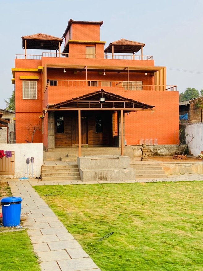 Bungalow in Pawna Lonavala - Tour