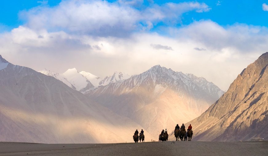 Leh Ladakh Tour - Srinagar to Ladakh - 8 Days - Tour