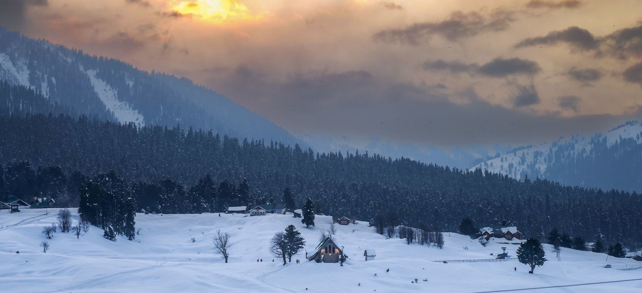 Cheapest Kashmir Tour Packages - Tour