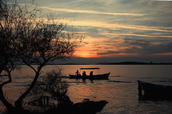 Umium Lake - Island Camping - Tour